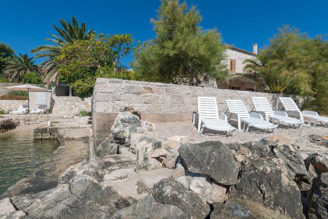 Luxury Beachfront Villa Mare With Private Pool At The Beach Orebic - Peljesac Екстер'єр фото