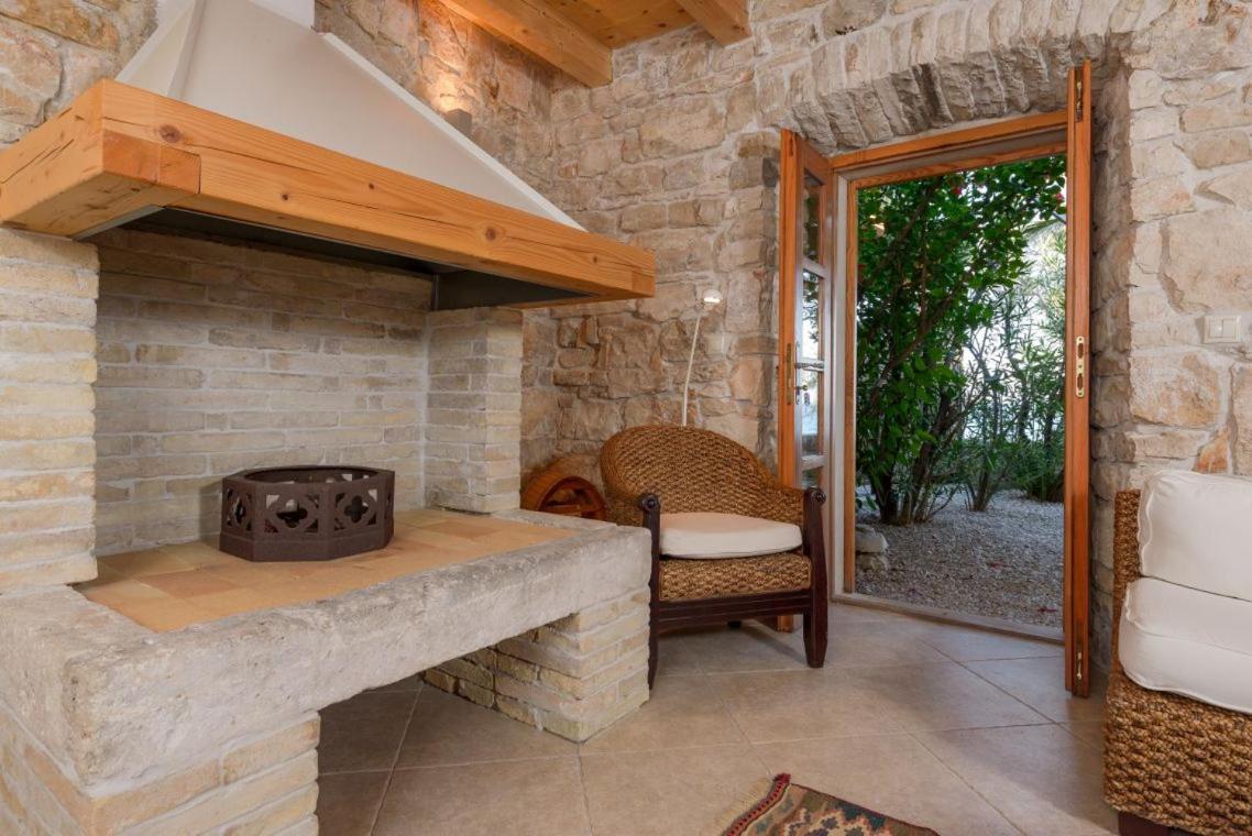 Luxury Beachfront Villa Mare With Private Pool At The Beach Orebic - Peljesac Екстер'єр фото