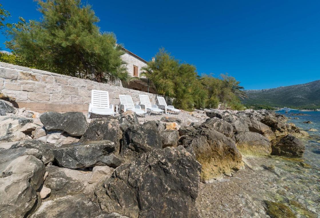 Luxury Beachfront Villa Mare With Private Pool At The Beach Orebic - Peljesac Екстер'єр фото